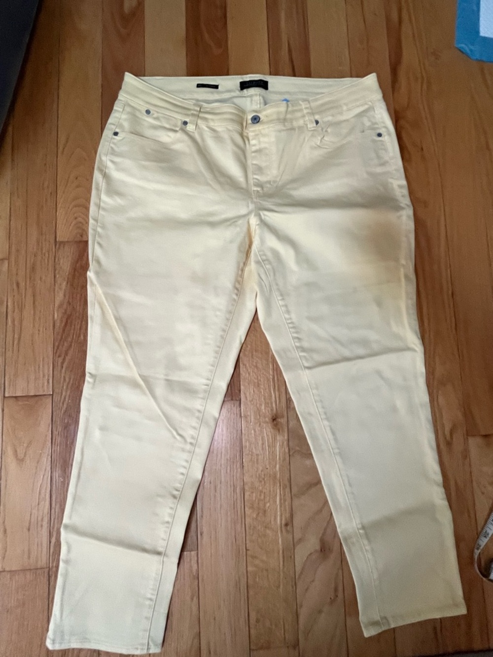 Talbots Women’s Light Yellow Stretch Jeans